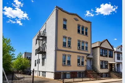 305 Cator Ave #1D, Jersey City, NJ 07305 - Photo 2