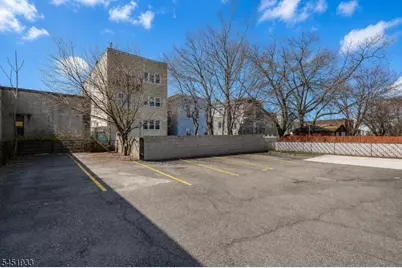 305 Cator Ave #1D, Jersey City, NJ 07305 - Photo 18