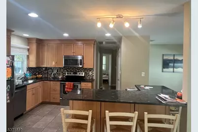 65 Wetmore Ave, Morristown, NJ 07960 - Photo 12