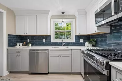 72 Rose Ave, Springfield, NJ 07081 - Photo 4