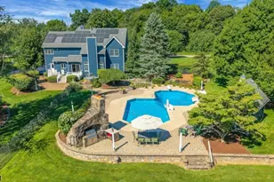 7 Bentley Way, Washington Township, NJ 07853 - Photo 2