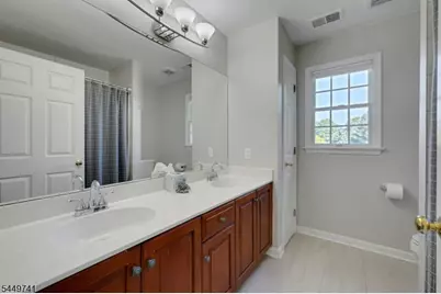 7 Bentley Way, Washington Township, NJ 07853 - Photo 28