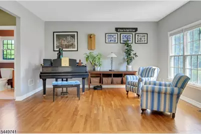 7 Bentley Way, Washington Township, NJ 07853 - Photo 16