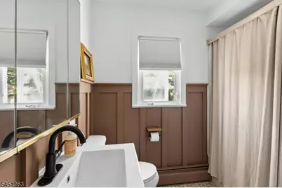 329 Maplewood Ave, Kenilworth, NJ 07033 - Photo 12