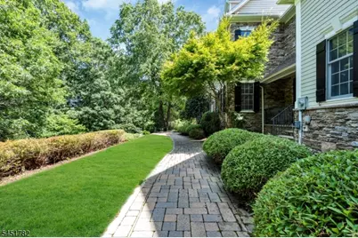49 Parker Rd, Chester, NJ 07930 - Photo 2