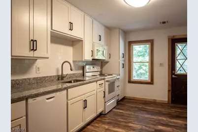 22 Hoffmans Crossing Rd, Lebanon Township, NJ 07830 - Photo 28