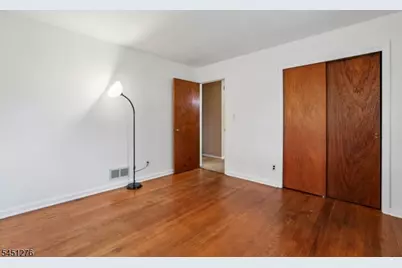 161 Chamberlain Rd, Jefferson Township, NJ 07438 - Photo 8