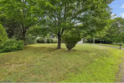 161 Chamberlain Rd, Jefferson Township, NJ 07438 - Photo 4