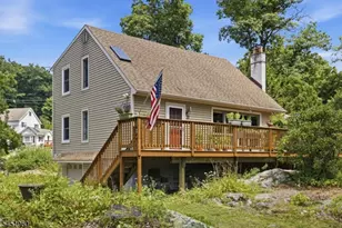 26 Lake Shore Rd W, Hardyston Township, NJ 07460 - Photo 2