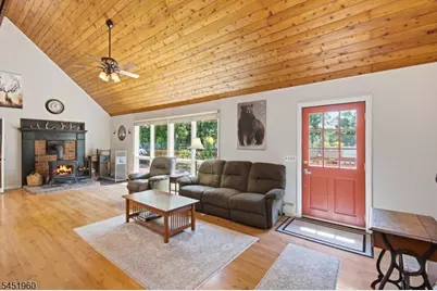 26 Lake Shore Rd W, Hardyston Township, NJ 07460 - Photo 10