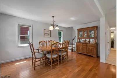 19 Edgewood Rd, Ringwood, NJ 07456 - Photo 4