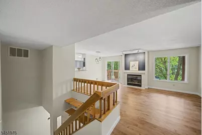 24 Pine Hollow Ct, Jefferson Township, NJ 07438 - Photo 4