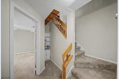 24 Pine Hollow Ct, Jefferson Township, NJ 07438 - Photo 18
