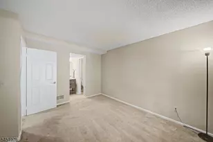 24 Pine Hollow Ct, Jefferson Township, NJ 07438 - Photo 20