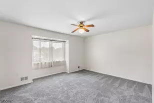624 Robin Rd, Hillsborough Township, NJ 08844 - Photo 10