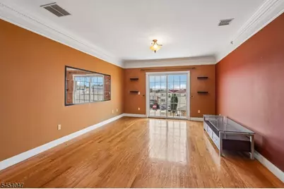 411-419 Chestnut St #3B, Newark, NJ 07105 - Photo 2