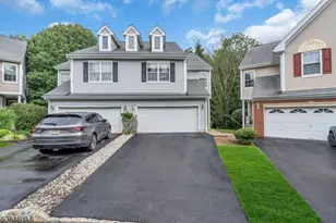 79 Morning Watch Rd, Wayne, NJ 07470 - Photo 2