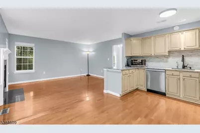 79 Morning Watch Rd, Wayne, NJ 07470 - Photo 10