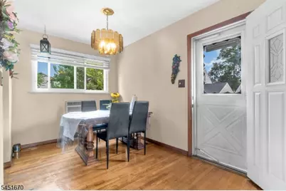 637 Britton St, Elizabeth, NJ 07202 - Photo 8