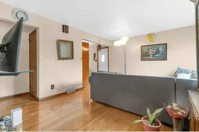 637 Britton St, Elizabeth, NJ 07202 - Photo 6
