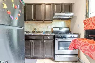 637 Britton St, Elizabeth, NJ 07202 - Photo 10
