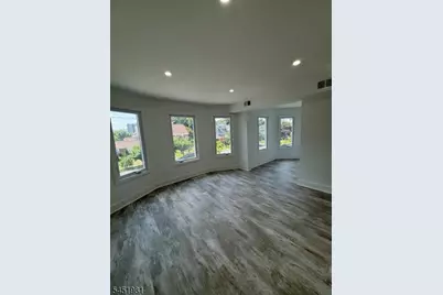 262 Anderson St #2, Hackensack, NJ 07601 - Photo 2