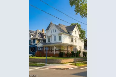 262 Anderson St #2, Hackensack, NJ 07601 - Photo 1