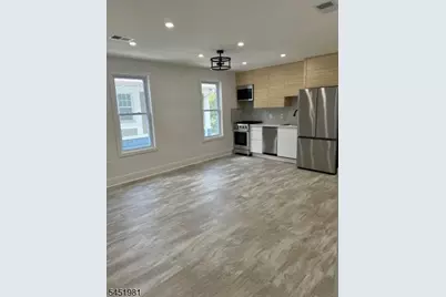 262 Anderson St #2, Hackensack, NJ 07601 - Photo 4
