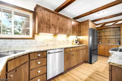 248 Johnston Dr, Watchung, NJ 07069 - Photo 14