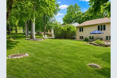 72 W Lake Shore Dr, Rockaway Township, NJ 07866 - Photo 32