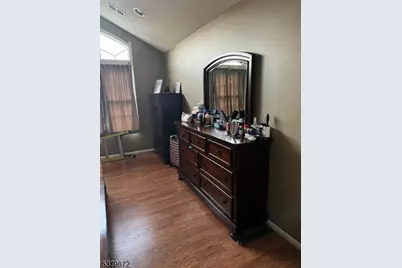 109 Turlington Ct, Livingston, NJ 07039 - Photo 6