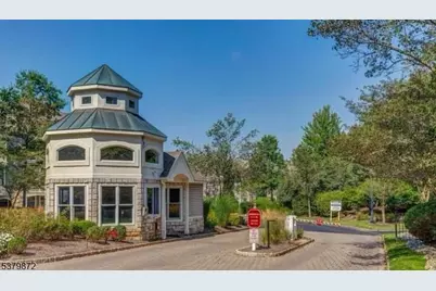 109 Turlington Ct, Livingston, NJ 07039 - Photo 20