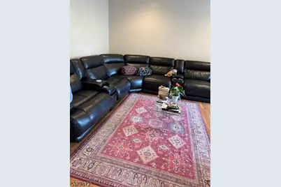 109 Turlington Ct, Livingston, NJ 07039 - Photo 2