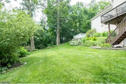 7 White Oak Dr, Vernon, NJ 07461 - Photo 32
