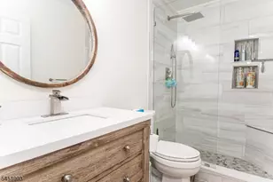 7 White Oak Dr, Vernon, NJ 07461 - Photo 26