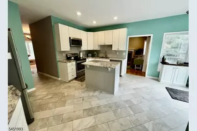 7 White Oak Dr, Vernon, NJ 07461 - Photo 6