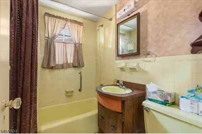 1014 Raritan Rd, Cranford Township, NJ 07016 - Photo 10