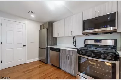 26 Washington St #4-2L, Montclair, NJ 07042 - Photo 8