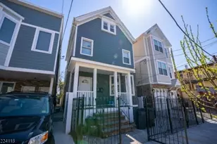 226 Fairmount Ave, Newark, NJ 07103 - Photo 2