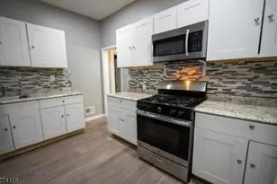 226 Fairmount Ave, Newark, NJ 07103 - Photo 4