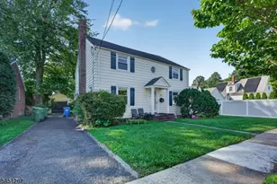 112 Rosewood Terrace, Linden, NJ 07036 - Photo 2