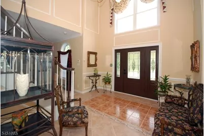 32 Coddington Rd, Readington, NJ 08889 - Photo 4