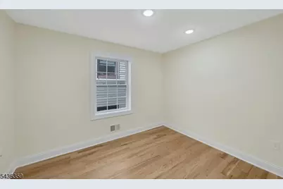 58 Vermont Ave, Newark, NJ 07106 - Photo 8