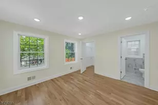 58 Vermont Ave, Newark, NJ 07106 - Photo 12