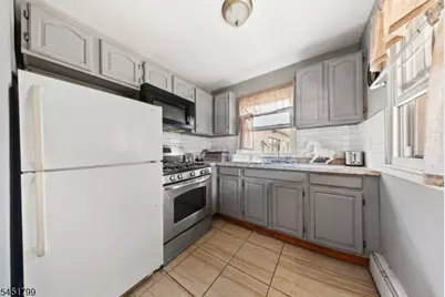 816-826 W Grand St #3A, Elizabeth, NJ 07202 - Photo 8