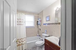 48 Cedarhurst Ave, Woodland Park, NJ 07424 - Photo 6