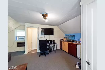 48 Cedarhurst Ave, Woodland Park, NJ 07424 - Photo 18