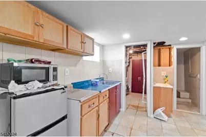 48 Cedarhurst Ave, Woodland Park, NJ 07424 - Photo 24