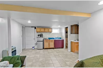 48 Cedarhurst Ave, Woodland Park, NJ 07424 - Photo 20