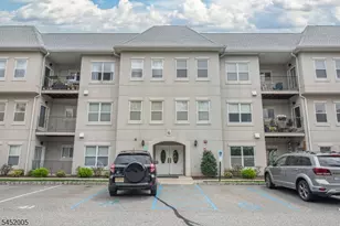 607 Brittany Dr, Wayne, NJ 07470 - Photo 1